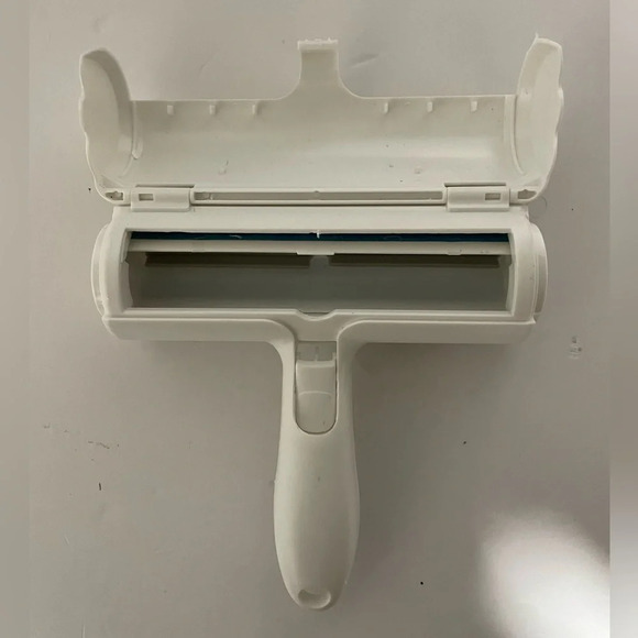 Pet Hair Remover Roller Brush - NEW - Picture 5 of 7